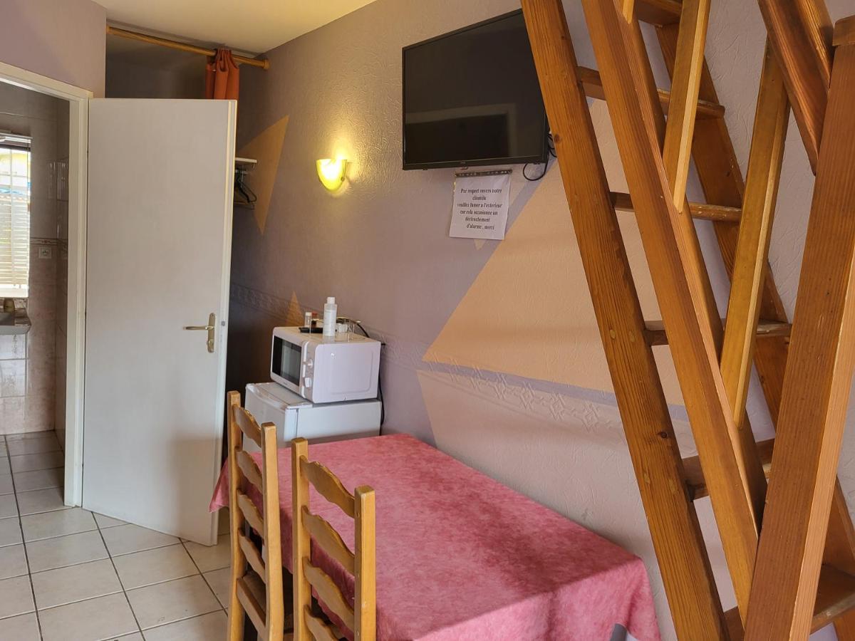 Auberge De L'Europe Saint-Quentin-Fallavier Exterior foto
