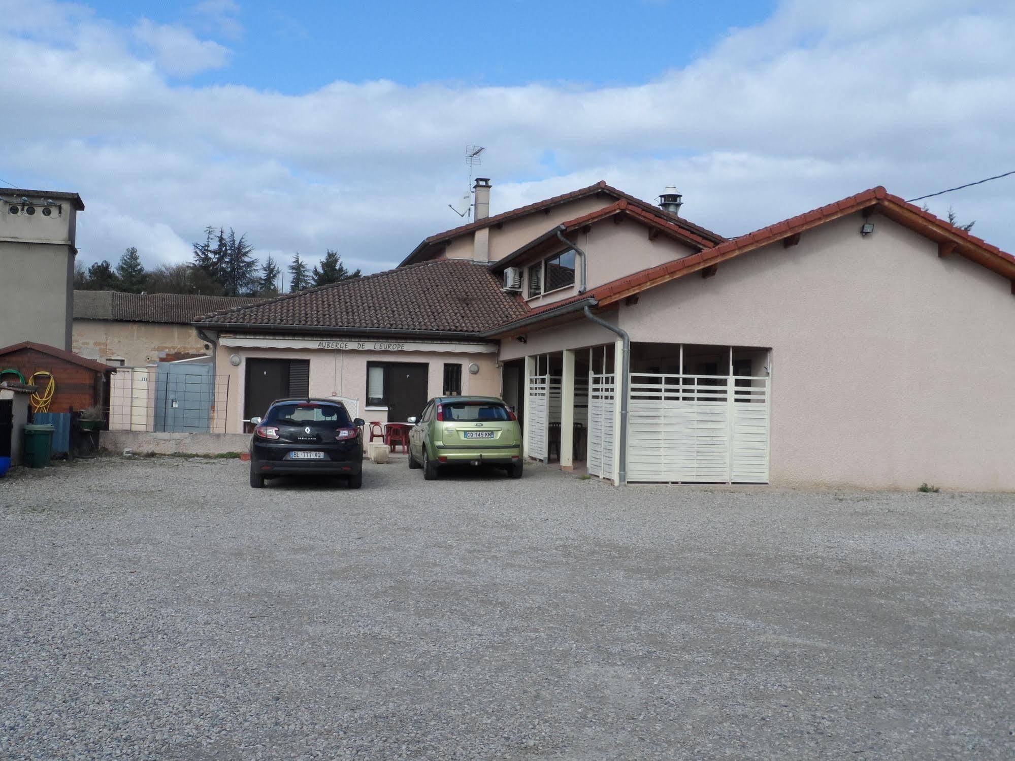 Auberge De L'Europe Saint-Quentin-Fallavier Exterior foto
